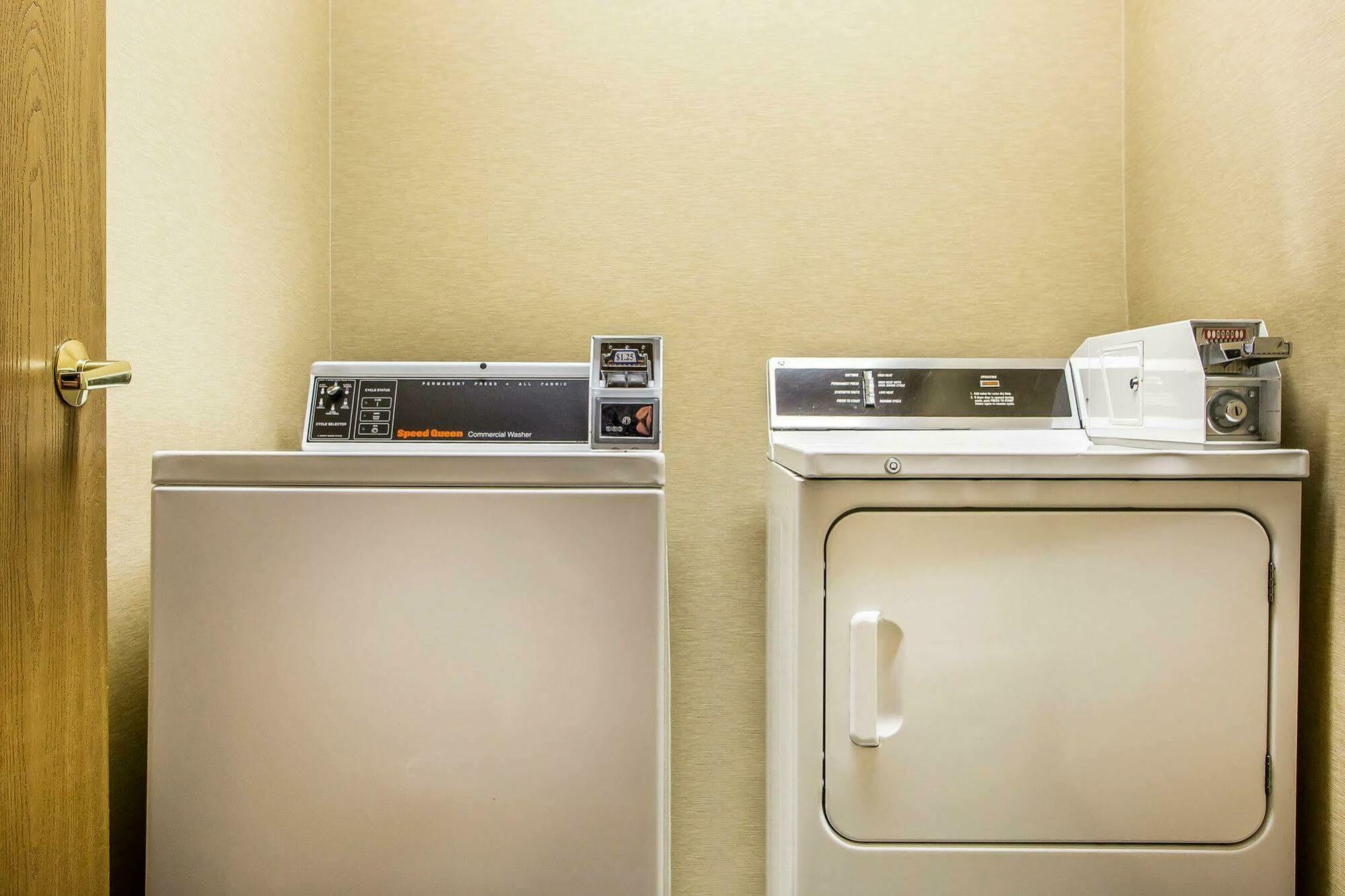 Quality Inn Greenville North Bagian luar foto